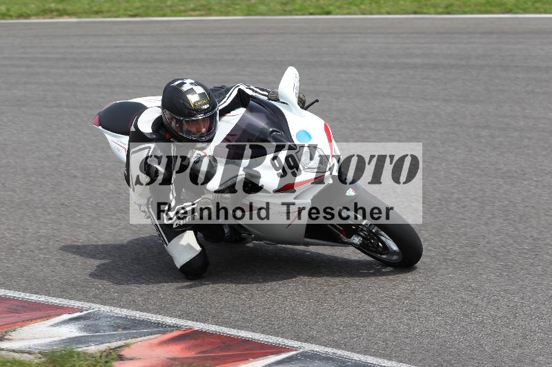 Archiv-2022/17 10.05.2022 Max Riedo ADR/Gruppe B/99